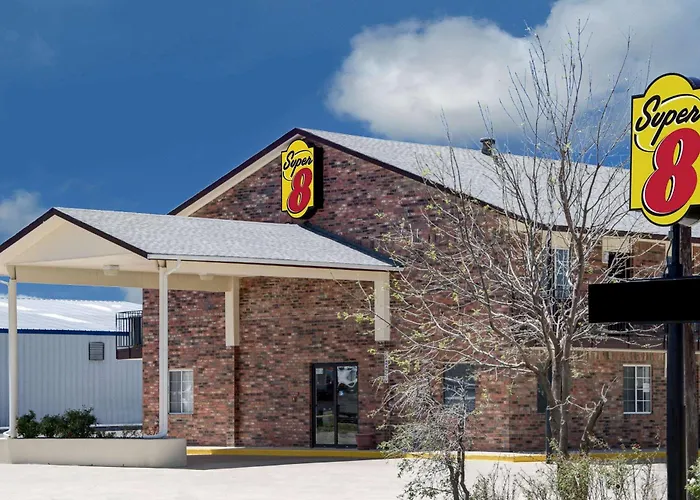 Super 8 By Wyndham Dumas Tx